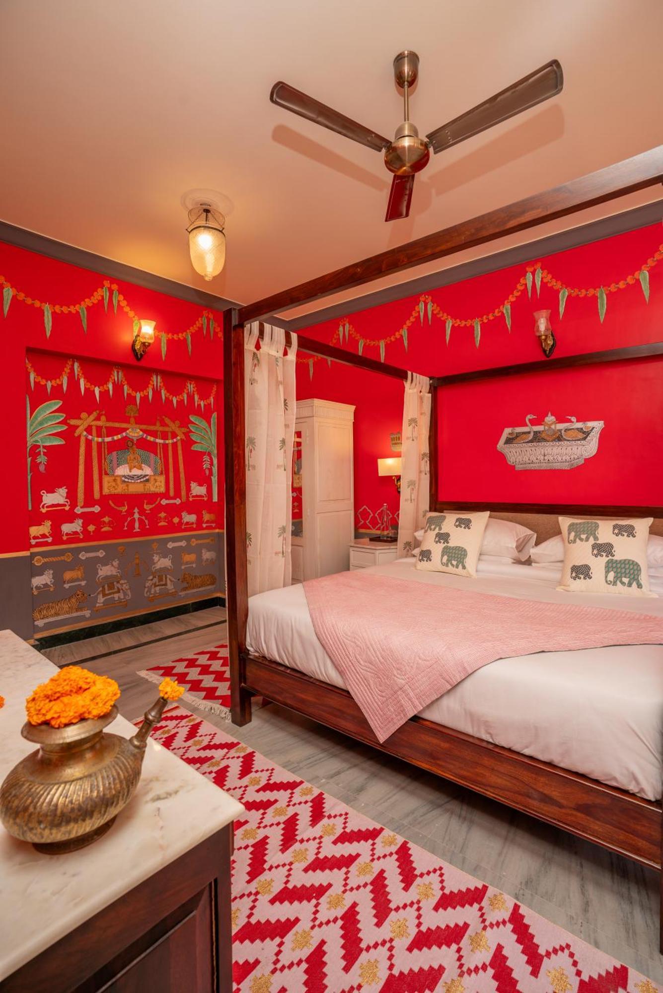 Laalee Hotel Jaipur Room photo