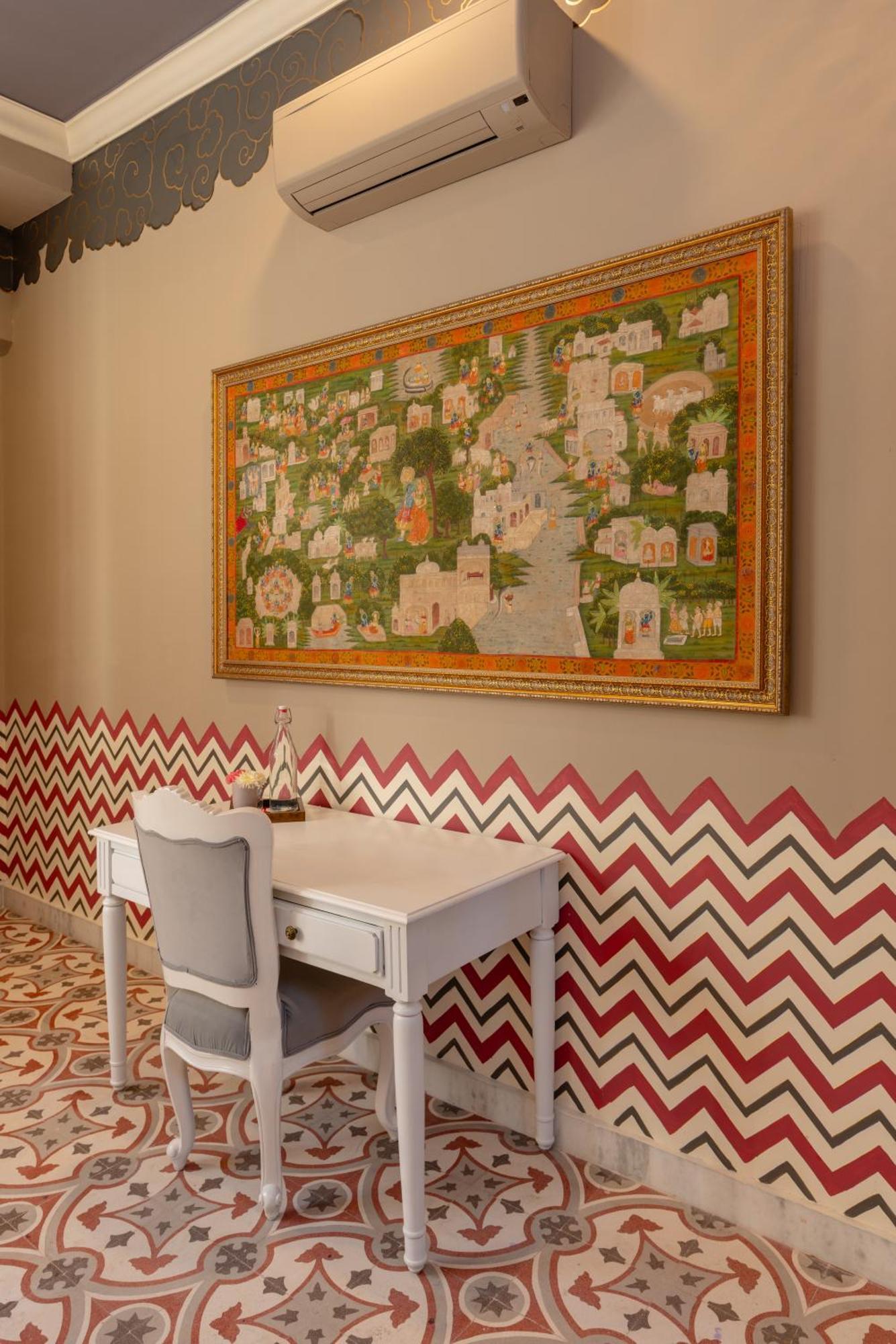 Laalee Hotel Jaipur Room photo