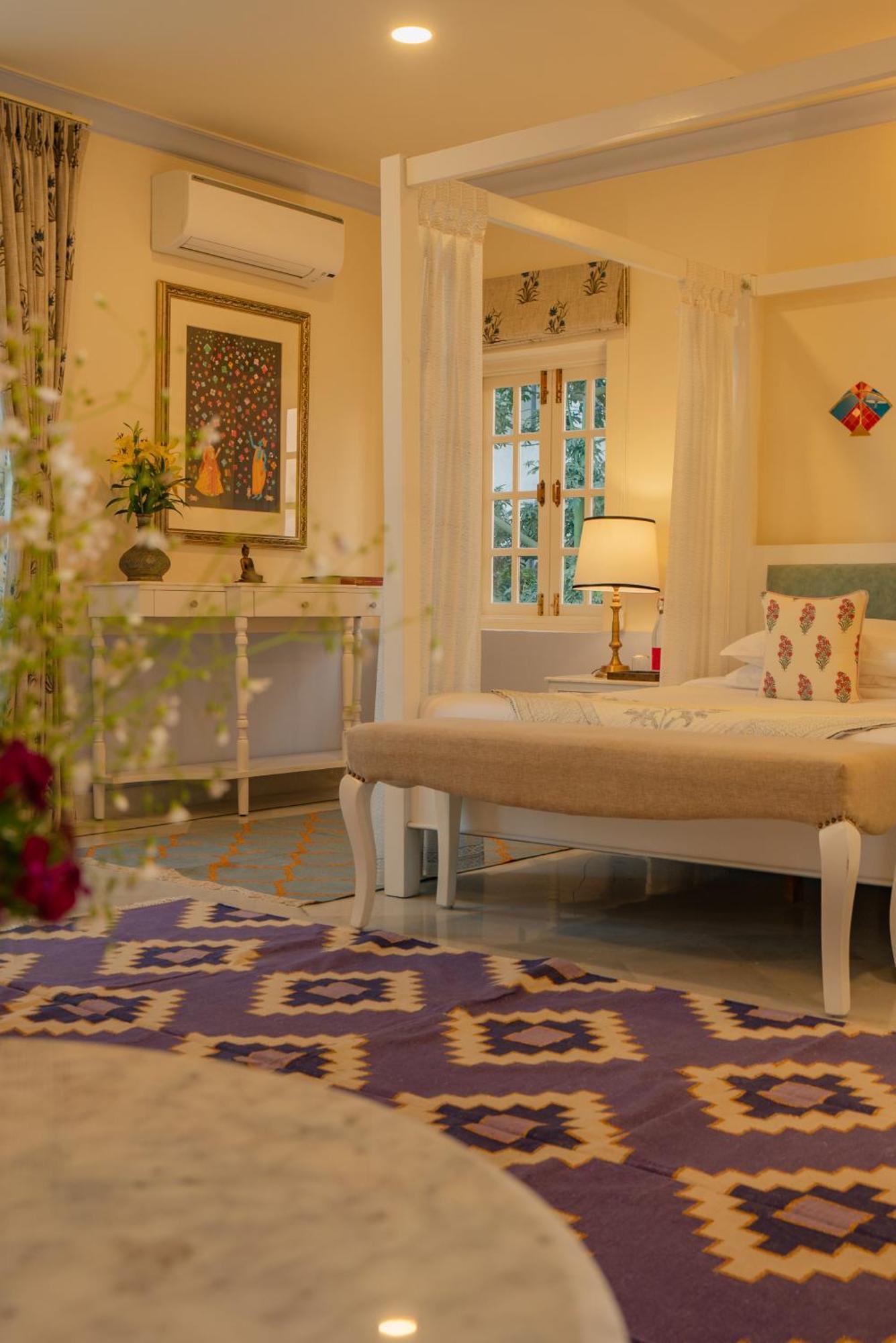 Laalee Hotel Jaipur Room photo