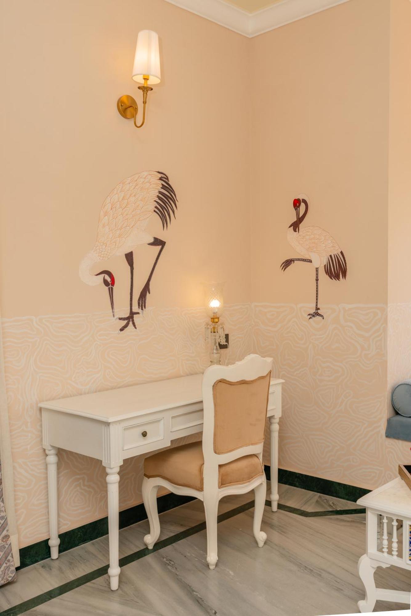 Laalee Hotel Jaipur Room photo
